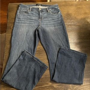 Liverpool Los Angeles medium wash bootcut jeans. NWOT size 16
